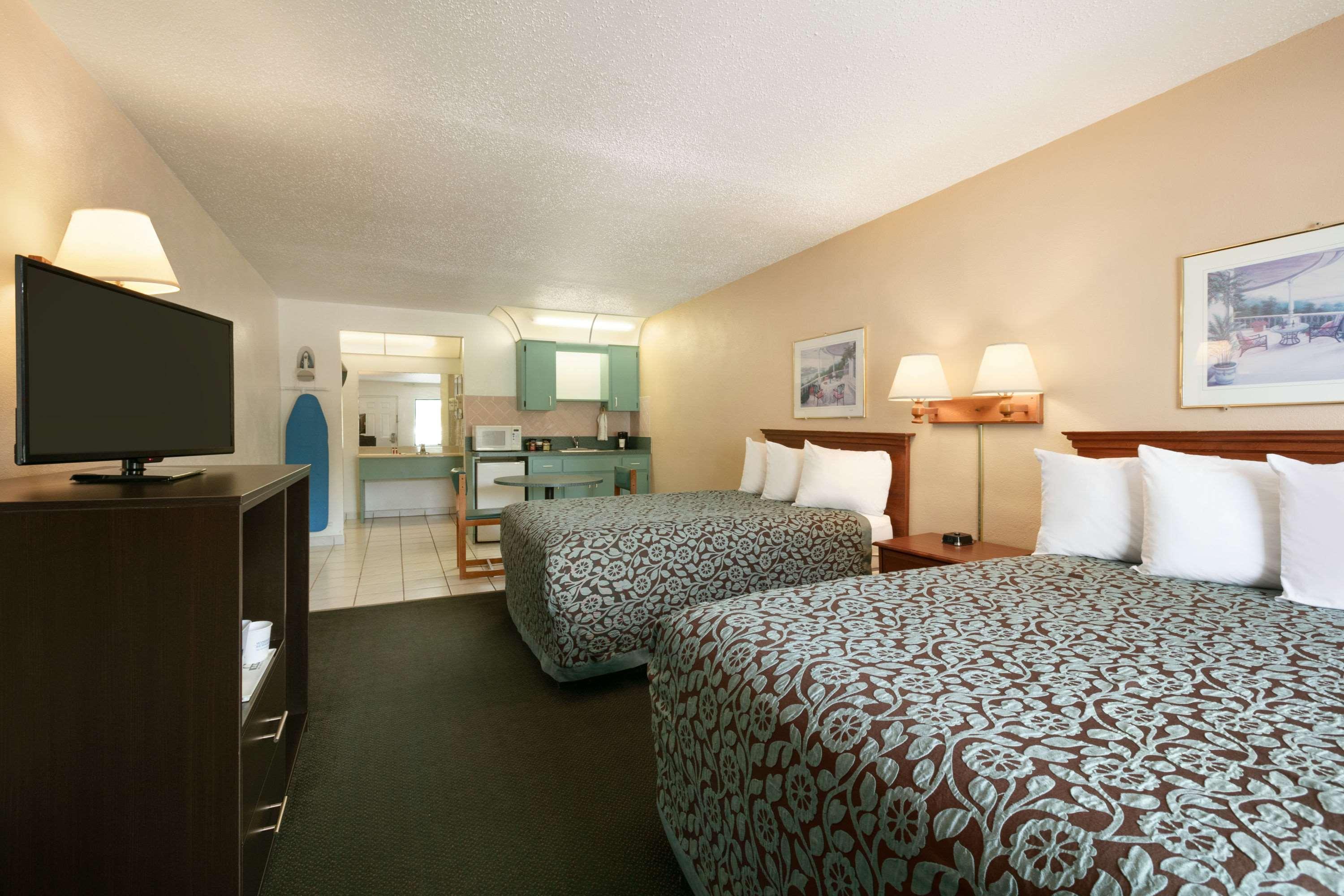 Days Inn By Wyndham Clearwater/Central Luaran gambar