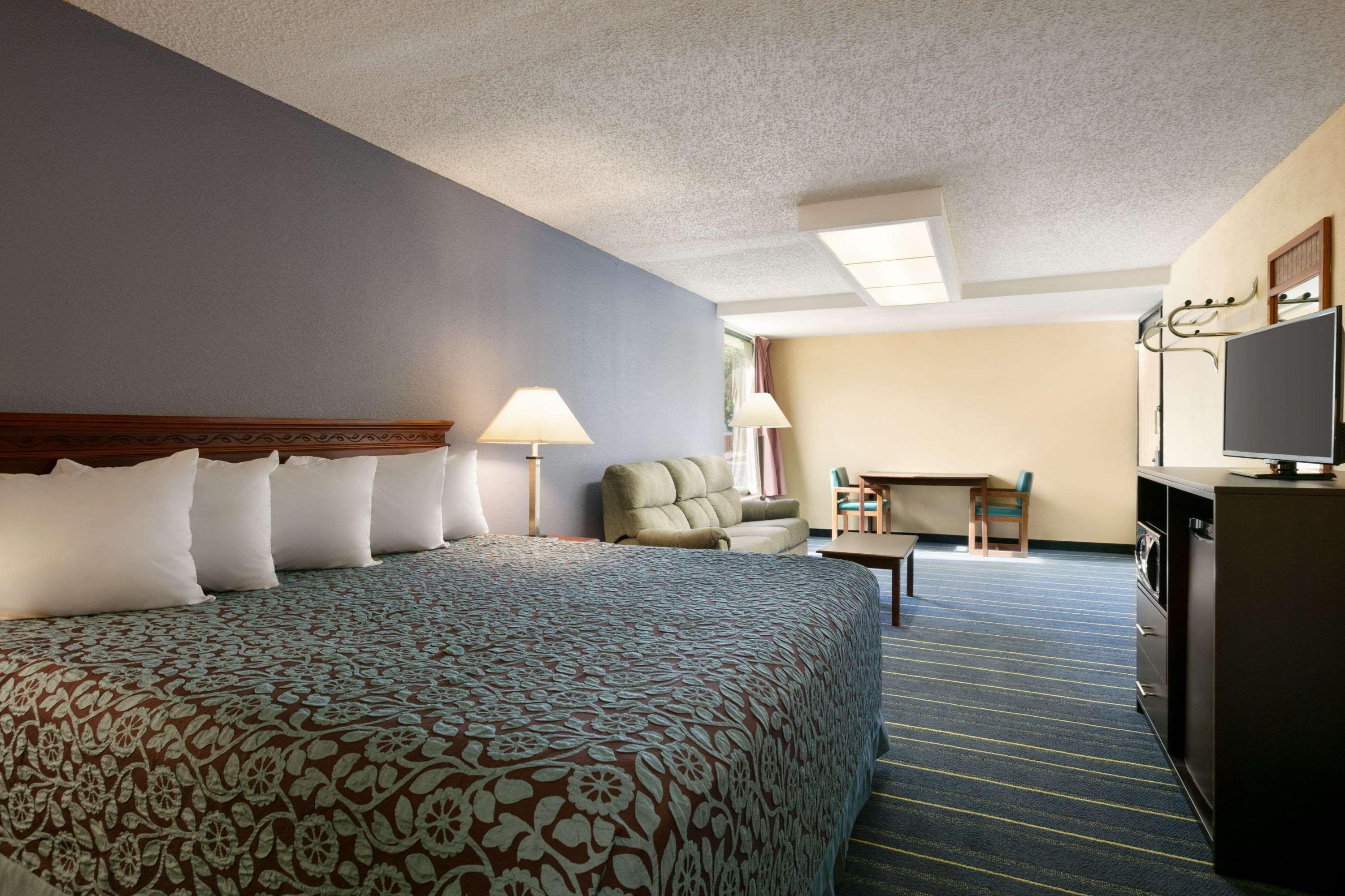 Days Inn By Wyndham Clearwater/Central Luaran gambar
