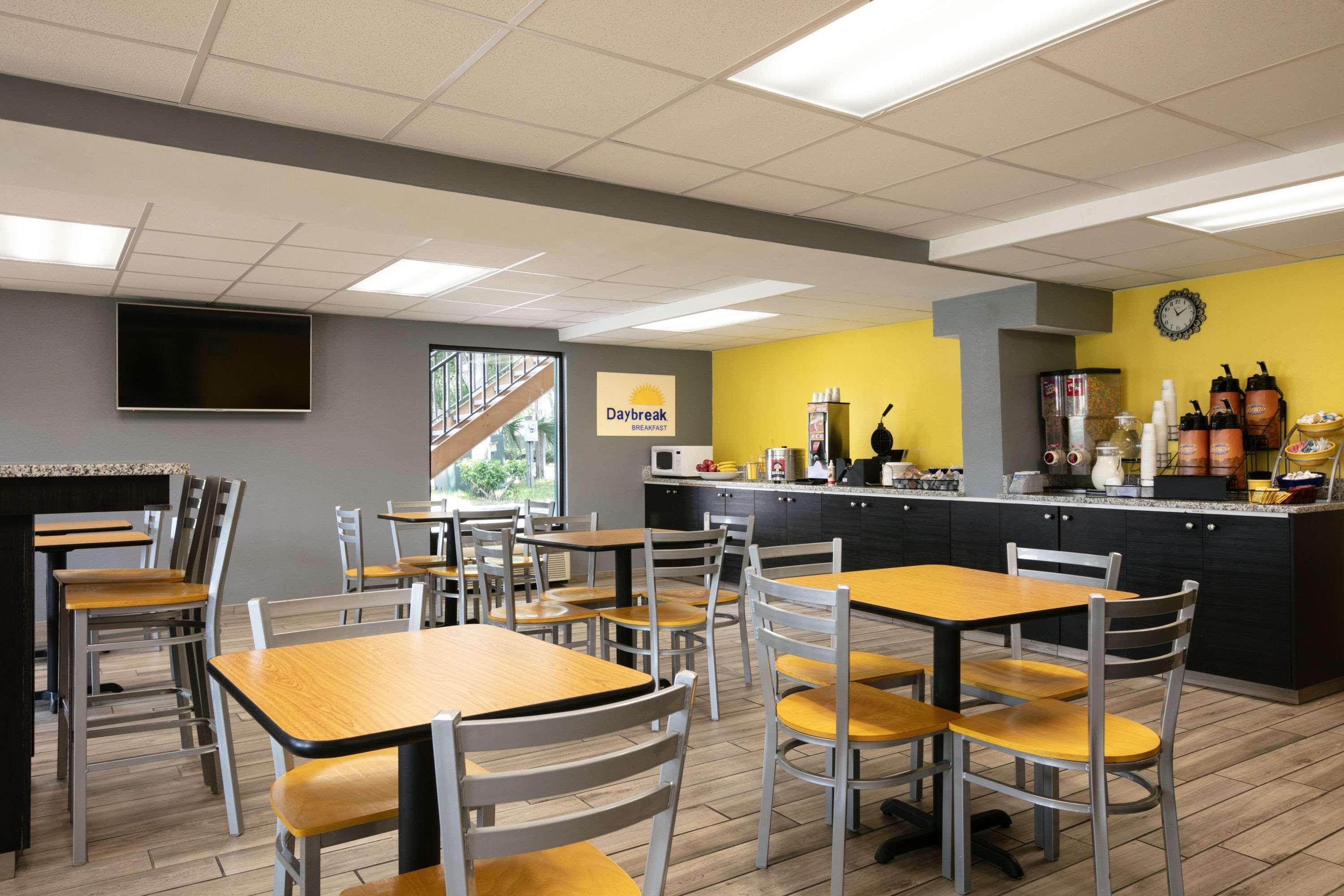 Days Inn By Wyndham Clearwater/Central Luaran gambar