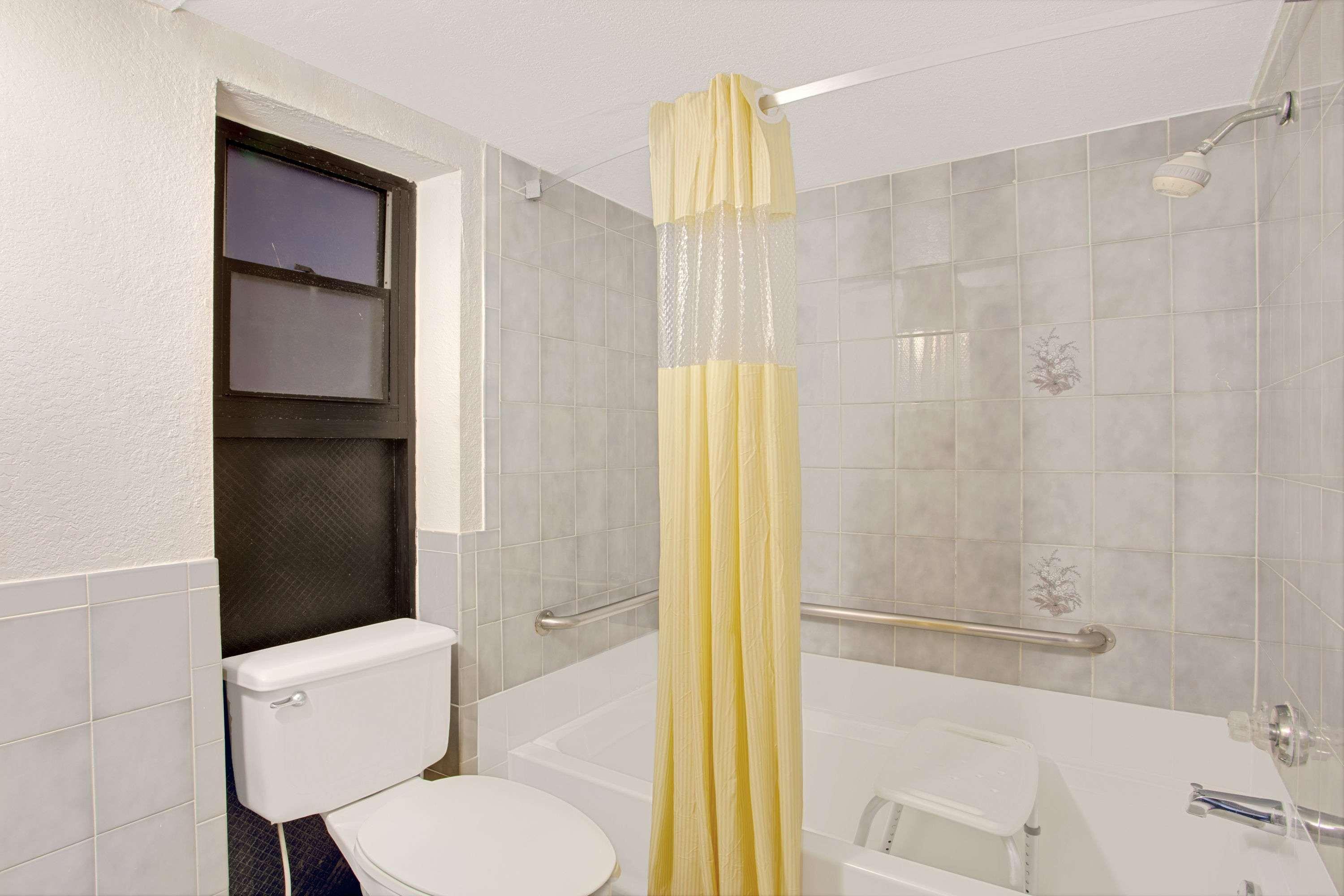 Days Inn By Wyndham Clearwater/Central Luaran gambar