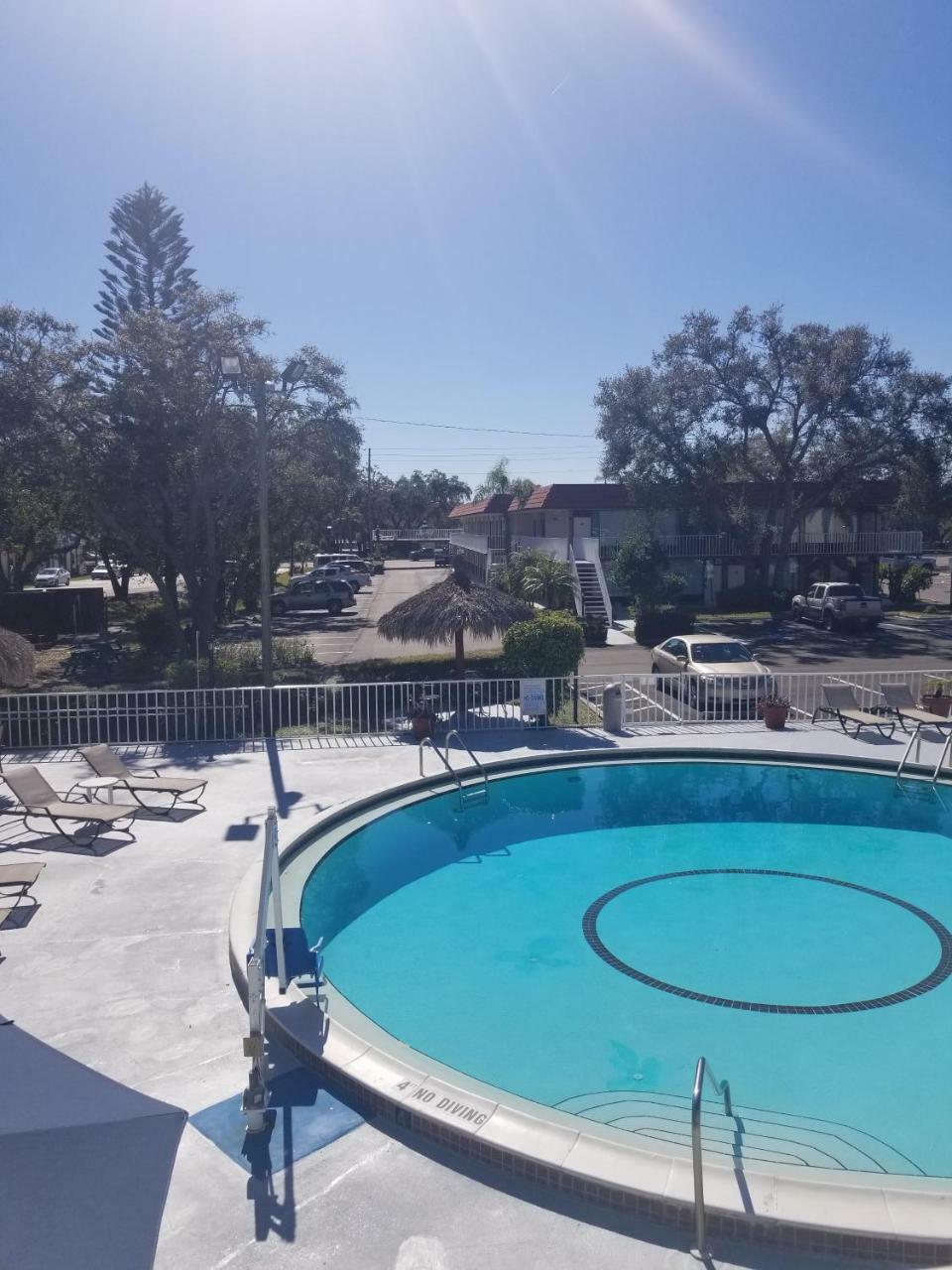 Days Inn By Wyndham Clearwater/Central Luaran gambar